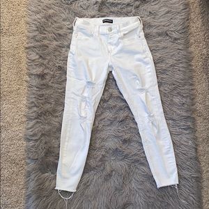 Express Cropped Mid Rise Jeans